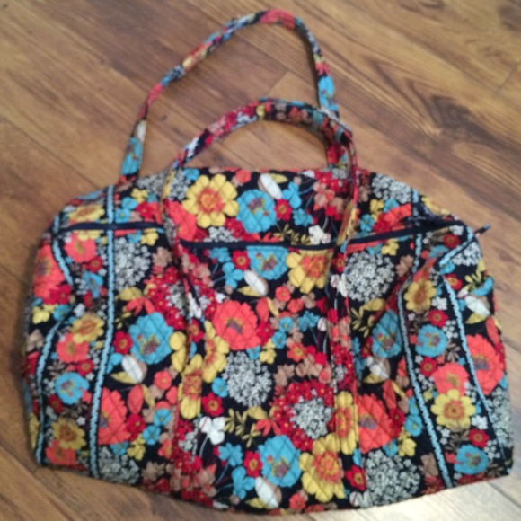 SOLD -- Vera Bradley XL Duffel in Happy Snails