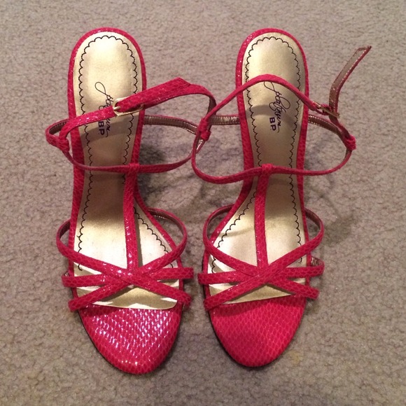 Hot Pink Heels