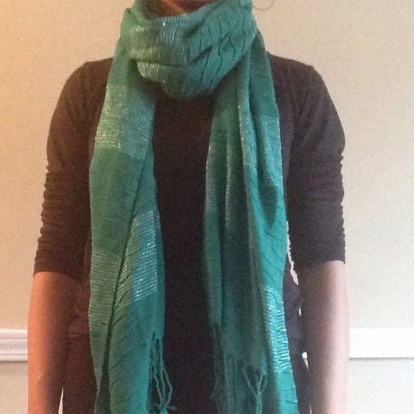 Scarf - Picture 3 of 3