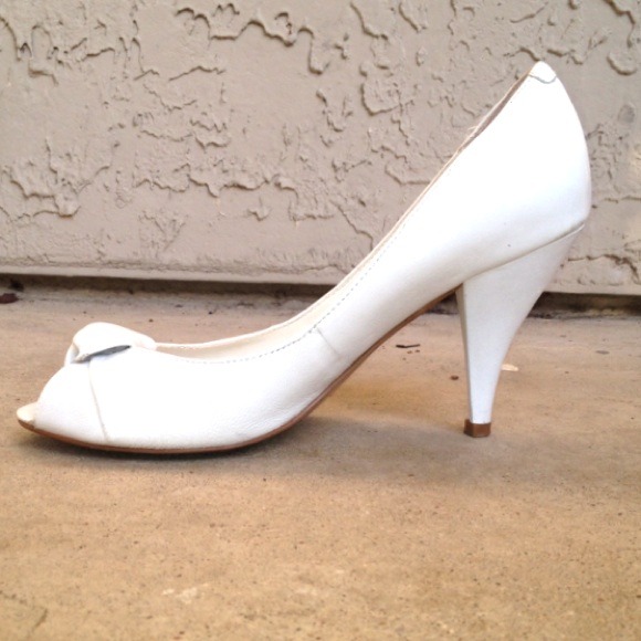 REDUCED Aldo's White Pumps