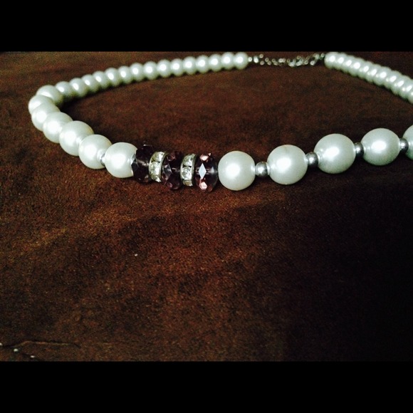 Necklace - Picture 3 of 4