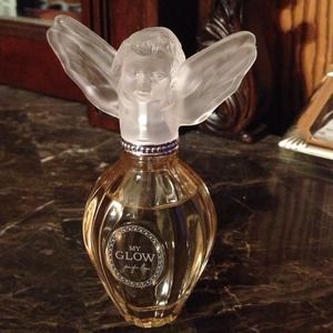 Glow by Jennifer Lopez