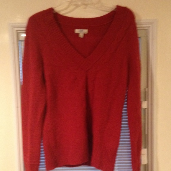 Red sweater XL