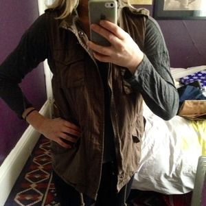 Forever 21 green utility vest