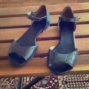 Madewell holepunch flats