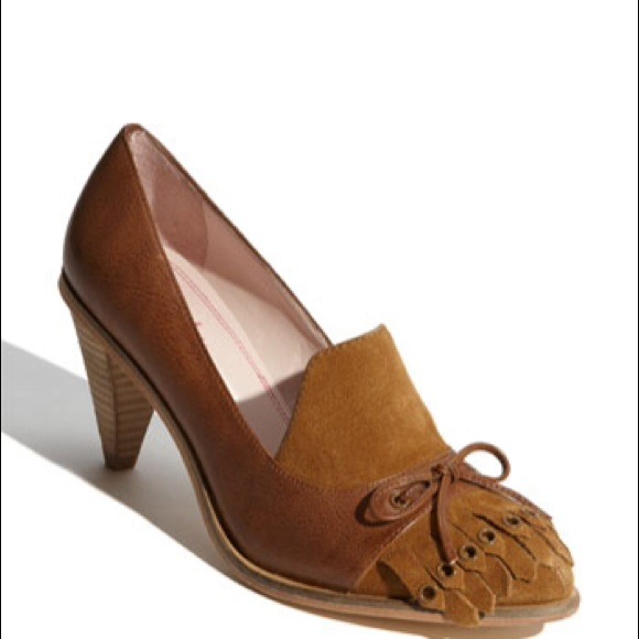 Cognac suede kitten heel loafer