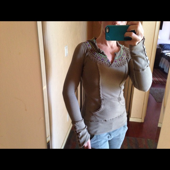 Free People 🍂 Thermal Crochet Cuff Hoody XS S - Picture 4 of 4