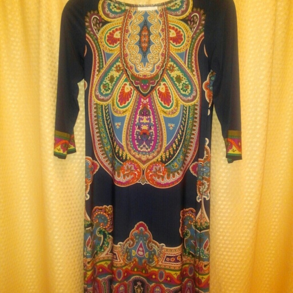 Dress - Picture 2 of 2