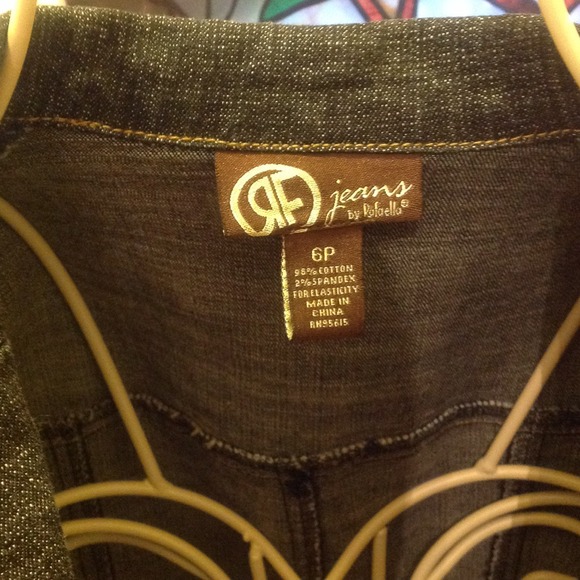 Jean jacket - Picture 2 of 3