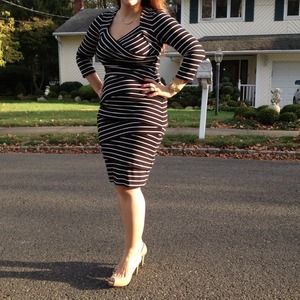 Slimming black and white dress