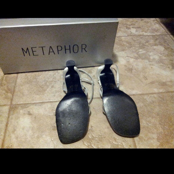 Shoes - Picture 3 of 3