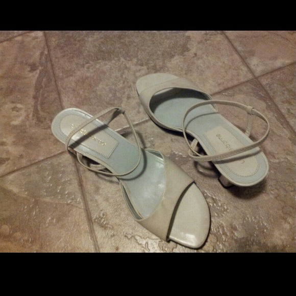 Shoes - Picture 3 of 3