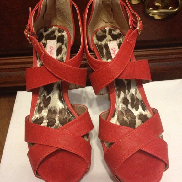 SOLD - Picture 2 of 4