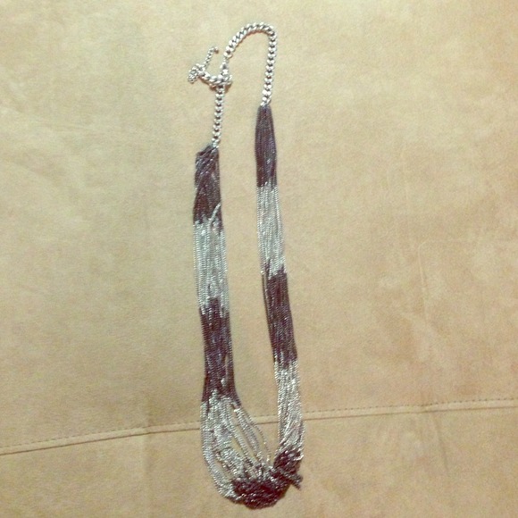 Chunky chained necklace.