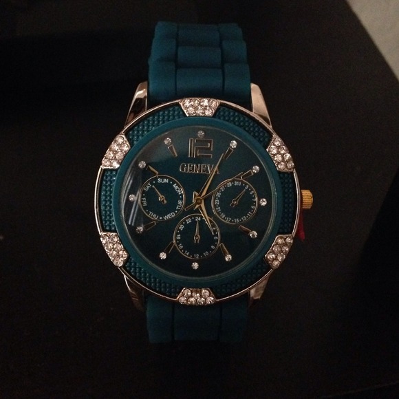 Silicone dark teal watch NWOT