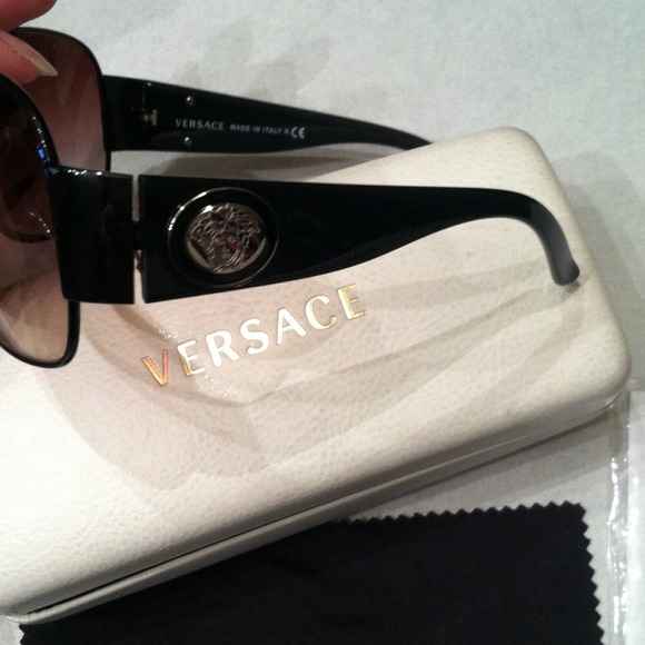 Versace shades - Picture 2 of 4
