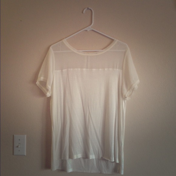 🚩SOLD🚩Cream sheer tunic