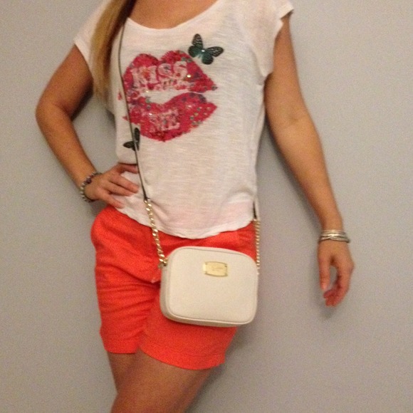 Sold on other site π Michael Kors leather - Picture 2 of 3