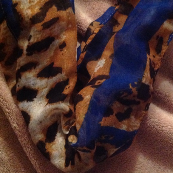 Infinity Scarf - Picture 2 of 3