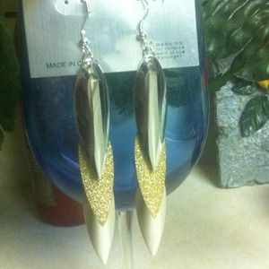 💢SOLD 💢💢 Silver & Gold Earrings💢
