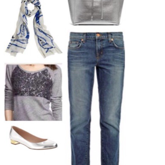 Express Tops - 🎀Host Pick 🎀 COLOR BLOCK SEQUIN SWEATSHIRT