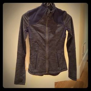 ✨Newly reduced ✨ Lululemon Forme jacket NWT size 2