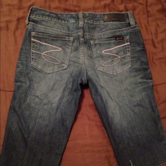 SEVEN FOR ALL MAN KIND CAPRI'S - Picture 2 of 3