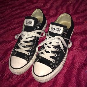 Black converse
