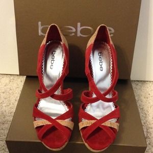 PRICE DROP! bebe Nakita wedges, red, sz 7.5