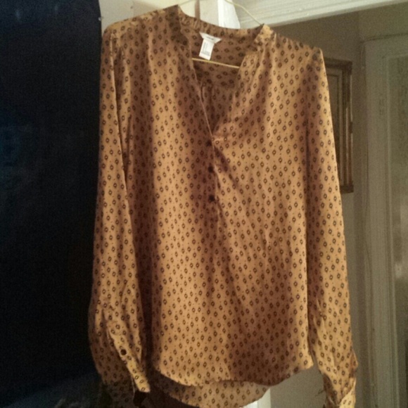 Shirt - Picture 3 of 3