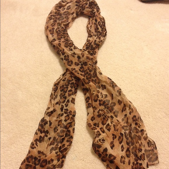 Cheetah Print Scarf