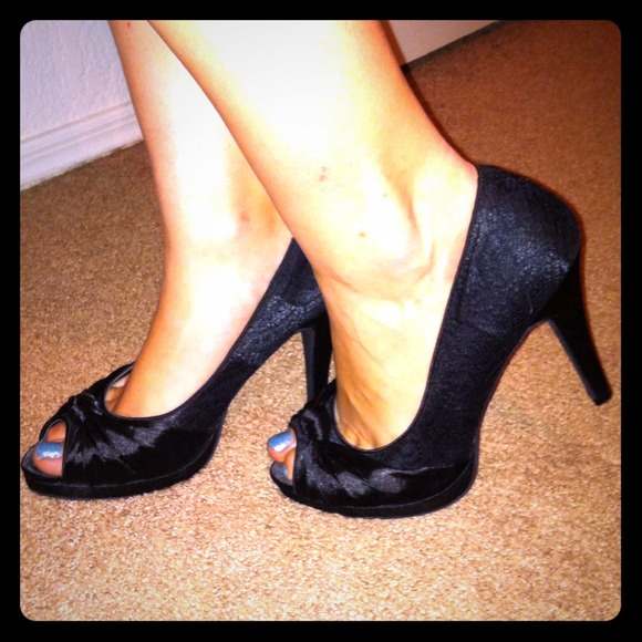 Black Silk And Chic Heels