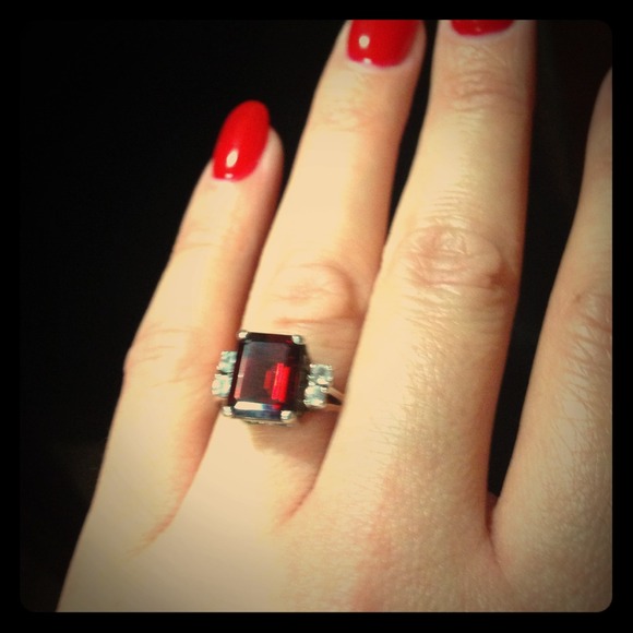 3 ct ruby ring in 925 sterling silver