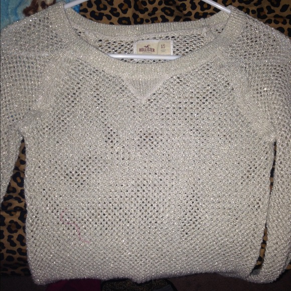 Hollister sweater