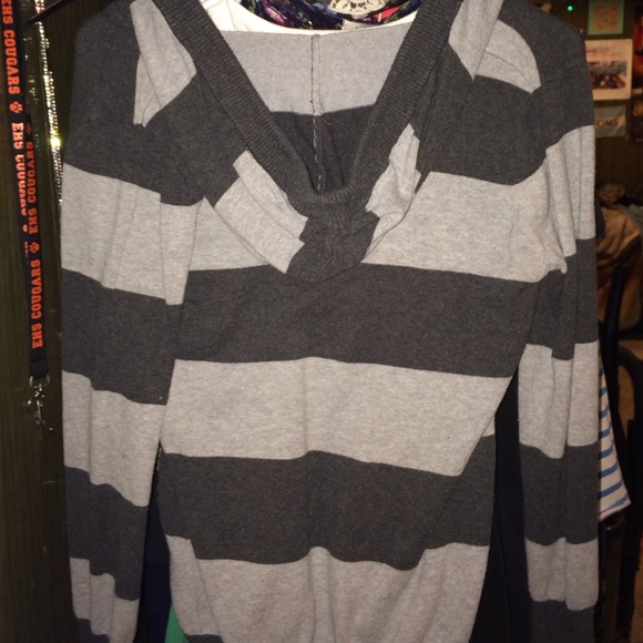 🎀Traded🎀 Long sleeve striped sweater w/hoodie - Picture 2 of 2