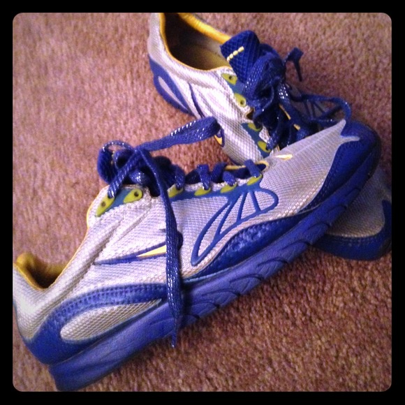Nike track sneaker
