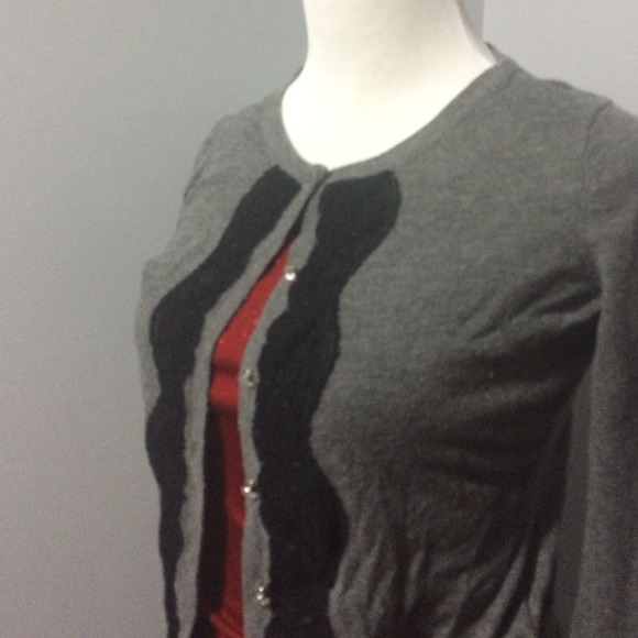 ❌❌SOLD❌❌ Express Cardigan Small Lace detail - Picture 2 of 2