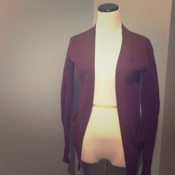 ❌❌SOLD❌❌Abercrombie & Fitch Burgundy Cardigan