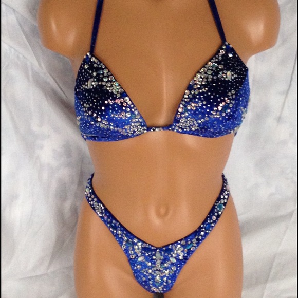 🚫SOLD in bundle🚫Figure Posing Suit