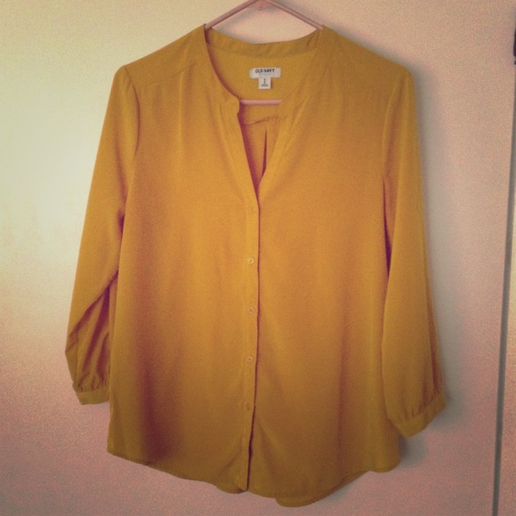 Mustard color old navy top