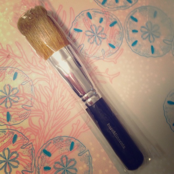BUNDLED Bareminerals full flawless face brush - Picture 1 of 2