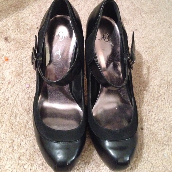 Sexy Mary Jane Heels - Picture 3 of 4