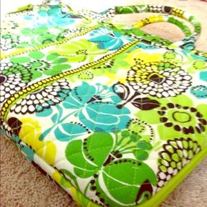 Vera Bradley Laptop Case ****ON HOLD