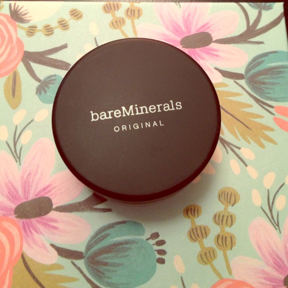 BUNDLE for newwomenofcolor Bareminerals