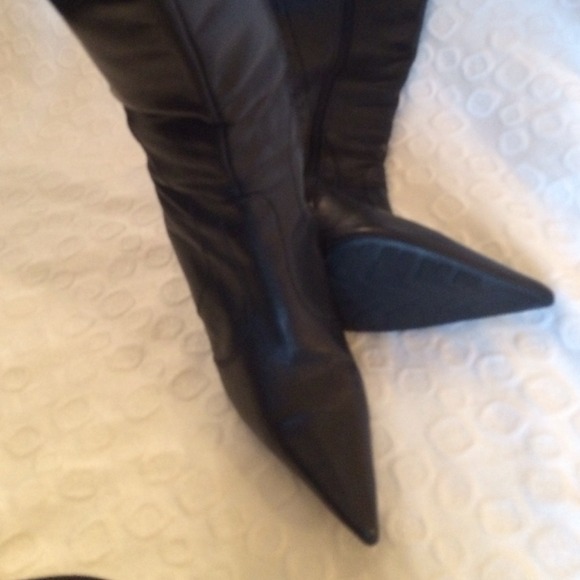 Sold - Picture 2 of 3