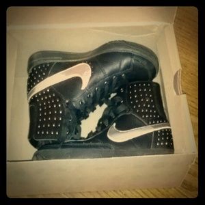 Women's Nike blazer mid