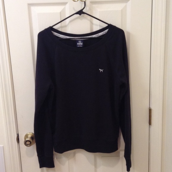 VS Black Sweatshirt