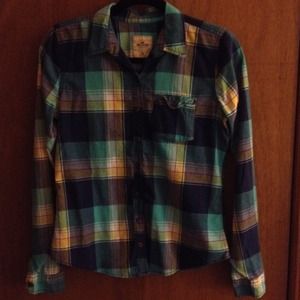 Hollister plaid shirt.