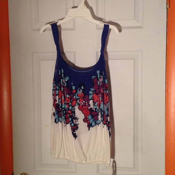 Tank top - Picture 1 of 1