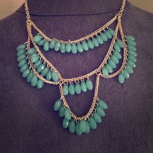 Green stone statement necklace